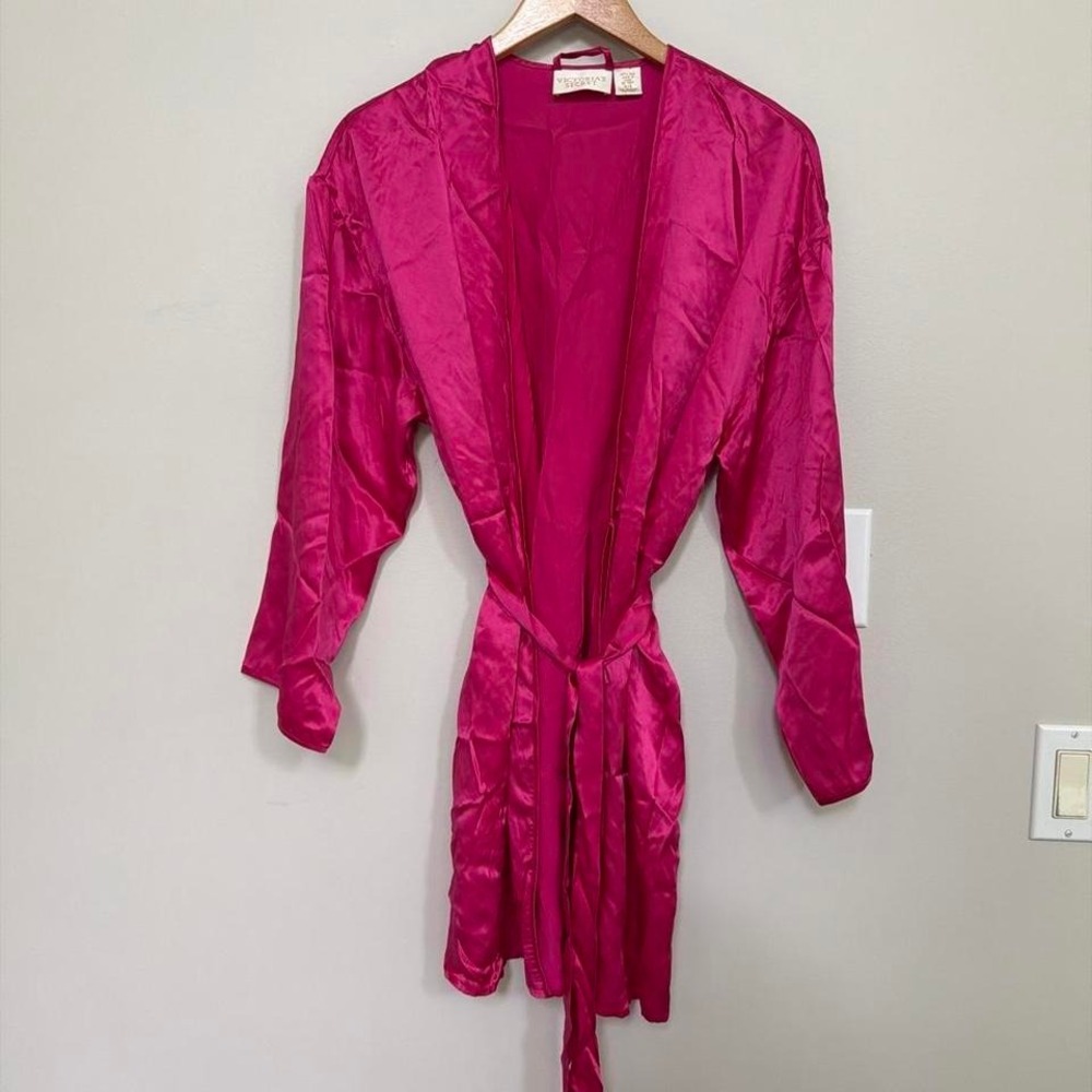 VTG Victoria's Secret Gold Label 100% Pure Silk Robe Small Hot Pink Barbiecore